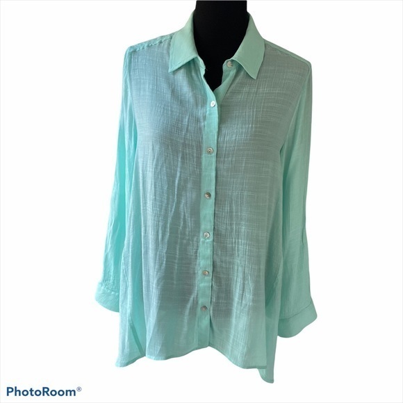 💚CHICO’S SEA FOAM GREEN TOP💚 - Picture 2 of 9